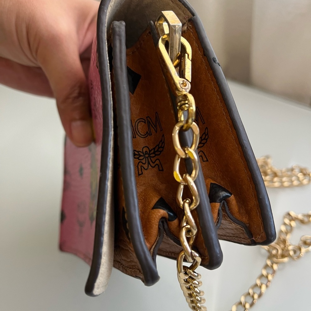 MCM PINK RABBIT WALLET ON CHAIN/ BELT BAG - Picture 4 of 12